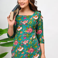 Women's Green Floral Print Cotton Square Neck Top