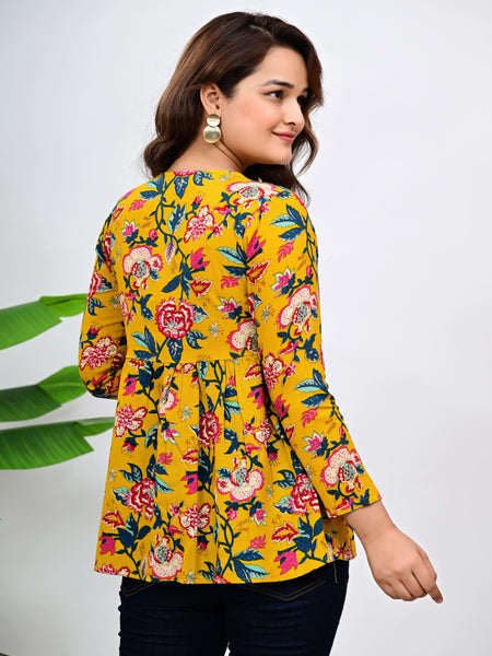 Women's Floral Print Regular Fit Top