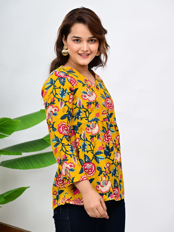 Women's Floral Print Regular Fit Top