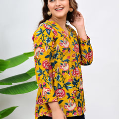 Women's Floral Print Regular Fit Top