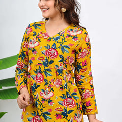 Women's Floral Print Regular Fit Top