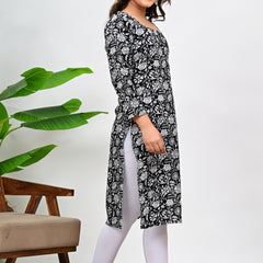 Women's Black Floral Print Cotton Straight Kurti