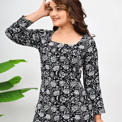 Women's Black Floral Print Cotton Straight Kurti